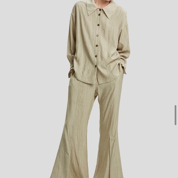 Crimped textured shirt and pants from Lattelier - Picture 4 of 16